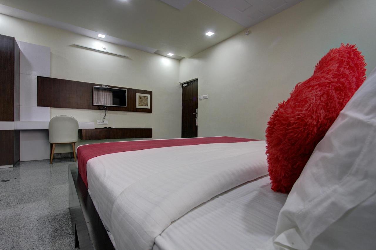 Hotel Le Grande Bijapur  Luaran gambar