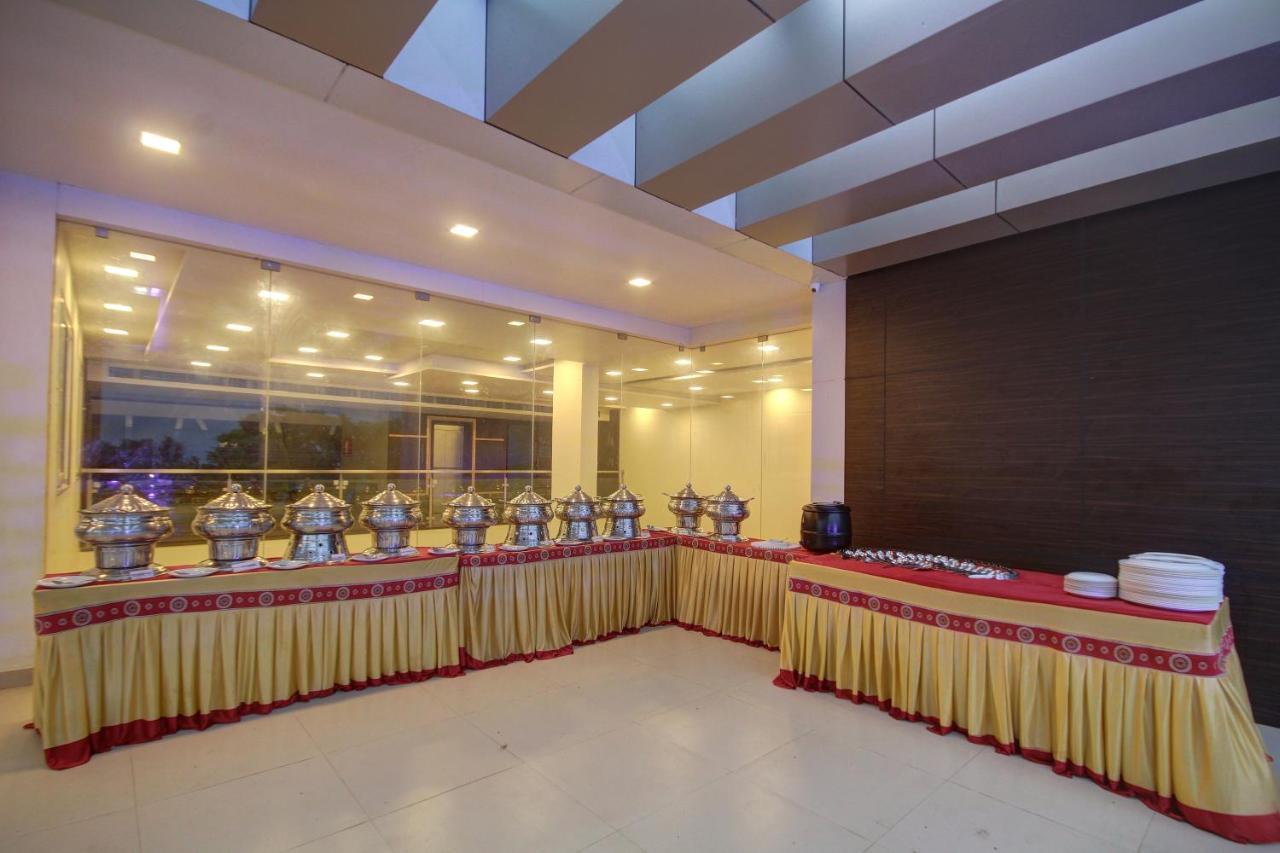 Hotel Le Grande Bijapur  Luaran gambar